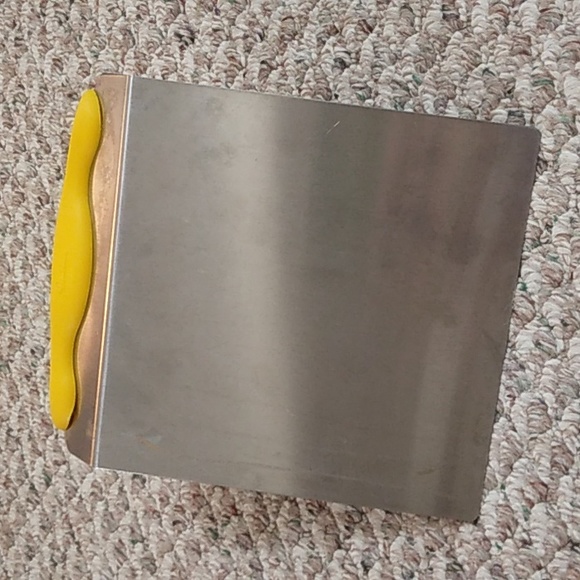 Large Wilton cake lifter - Picture 2 of 2